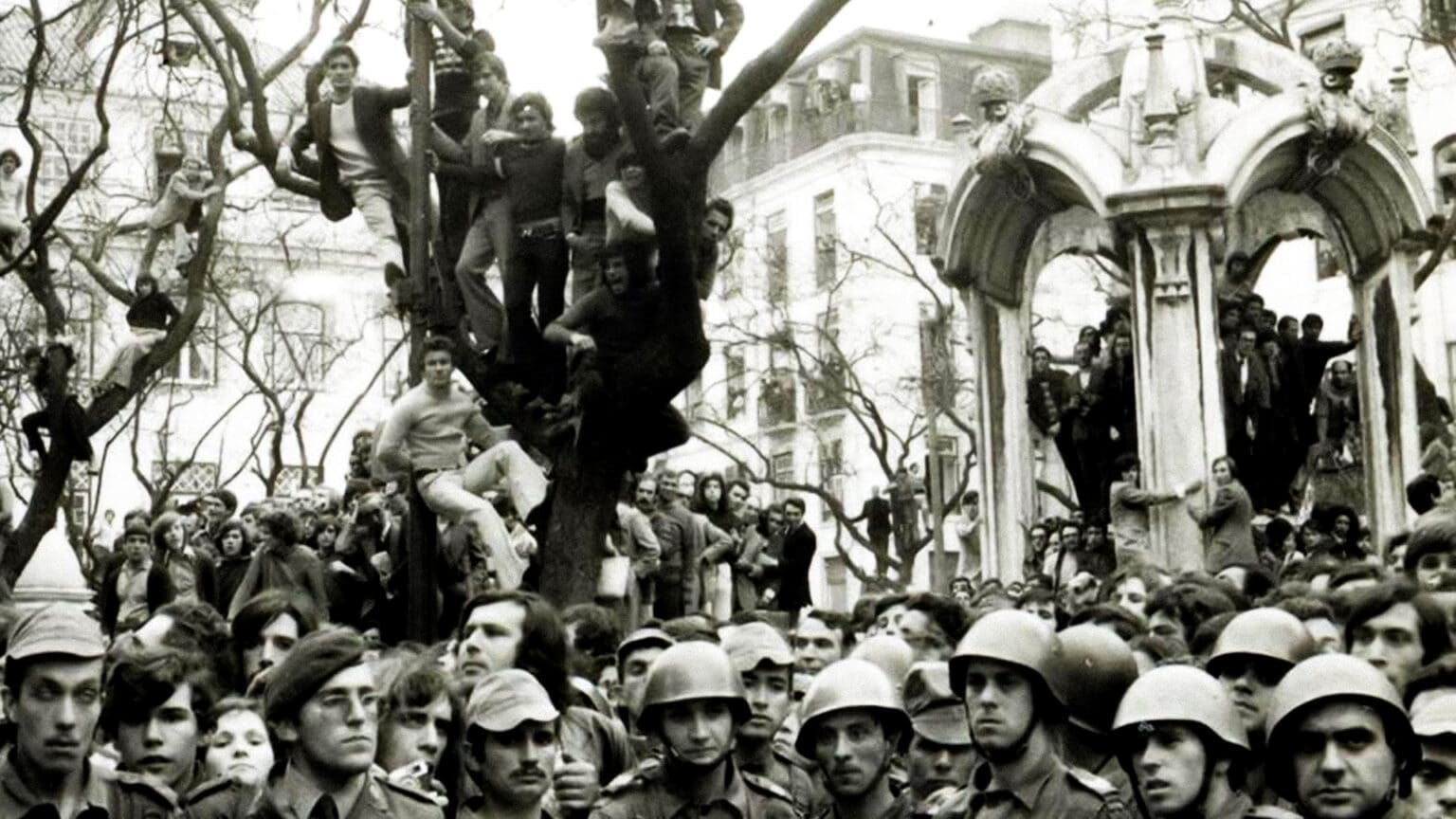 25 de Abril, Memória e Futuro. 