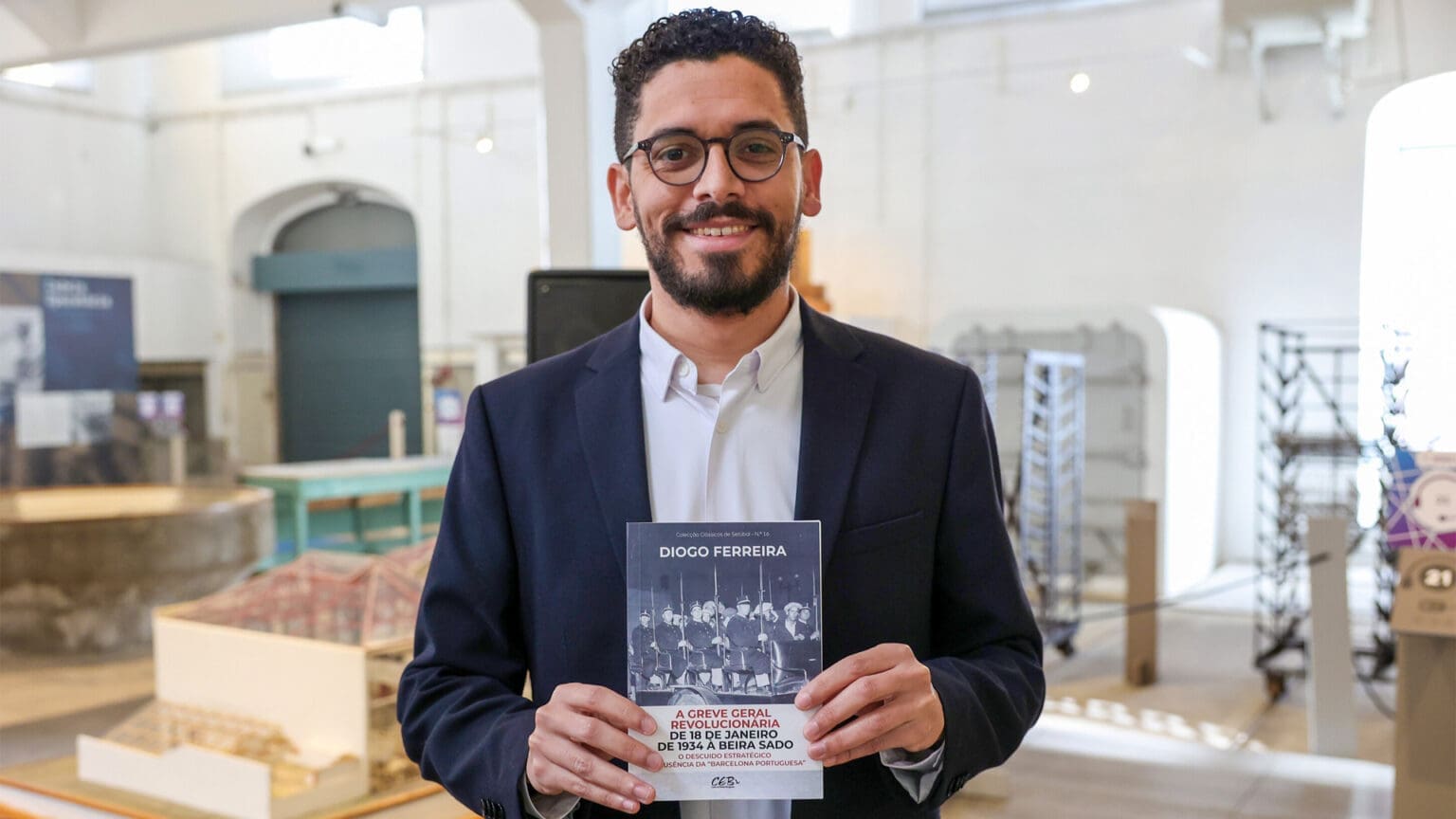 Livros de Diogo Ferreira Revelam a Repressão do Estado Novo a Dois Setubalenses