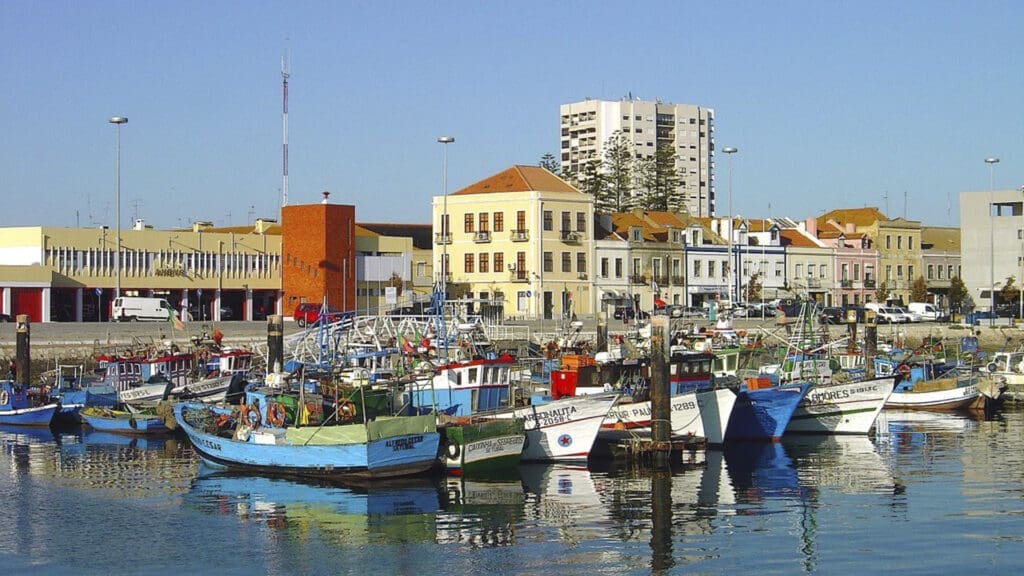 Marina de Setúbal- 15 andares de polémica