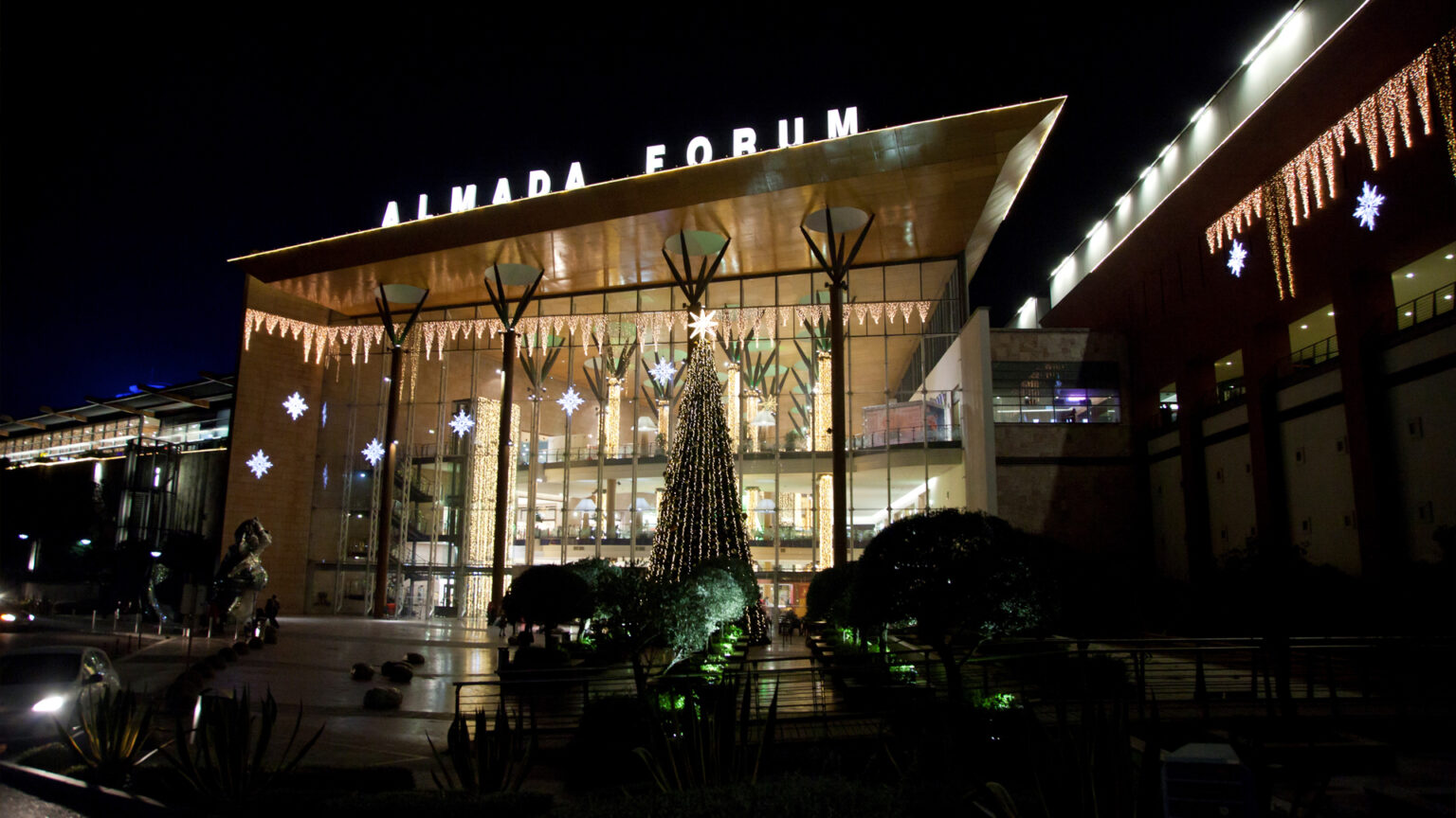 Magia do Natal Chega ao Almada Forum